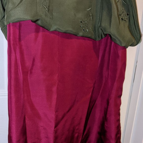 Garnet Hill Beautiful Green and Wine Silk Sheath Dress Size 10P - Picture 10 of 13